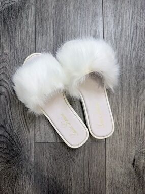 Lauren Lorraine White Faux Fur Slide Slippers